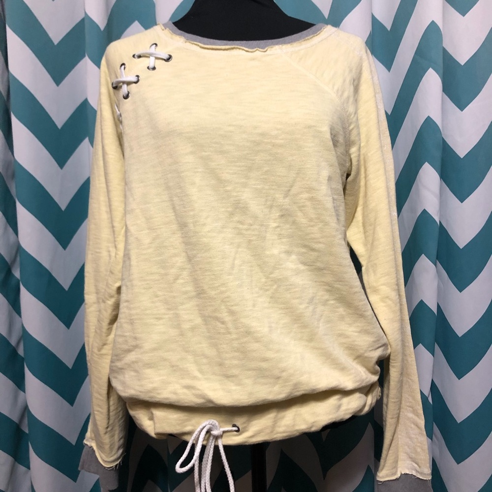 NWOT Maurice’s sweatshirt